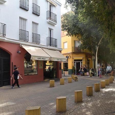 Alameda De Hercules, Gate Of Seville Center Exterior photo